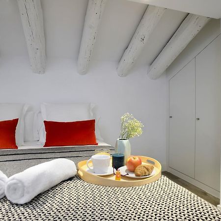 Nqn Aparts & Suites Madrid Exterior foto
